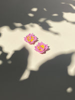 Load image into Gallery viewer, The Hibiscus earrings
